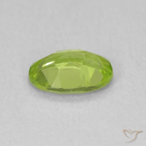 Peridoto verde vivo Natural 0.75ct, oval, VS