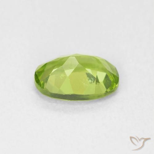 Peridoto Verde médio Natural 0.88ct, oval, VVS-VS