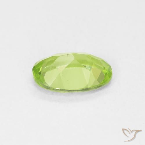 Peridoto Verde médio Natural 0.77ct, oval, VVS-VS