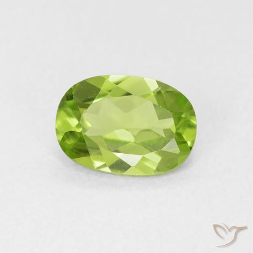 Peridoto Verde médio Natural 0.92ct, oval, VVS-VS