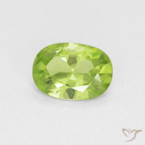 Peridoto Verde médio Natural 0.77ct, oval, VVS-VS
