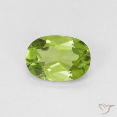 Peridoto Verde médio Natural 0.92ct, oval, VVS-VS