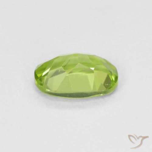 Peridoto Verde médio Natural 0.92ct, oval, VVS-VS