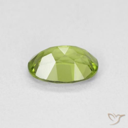 Peridoto Verde médio Natural 0.88ct, oval, VVS-VS