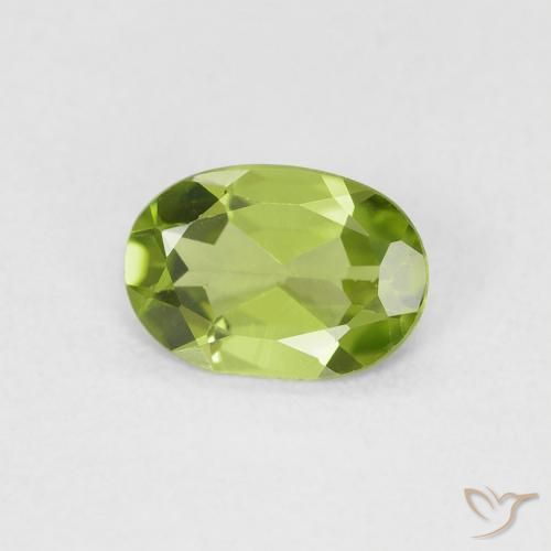 Peridoto verde vivo Natural 0.70ct, oval, VVS-VS