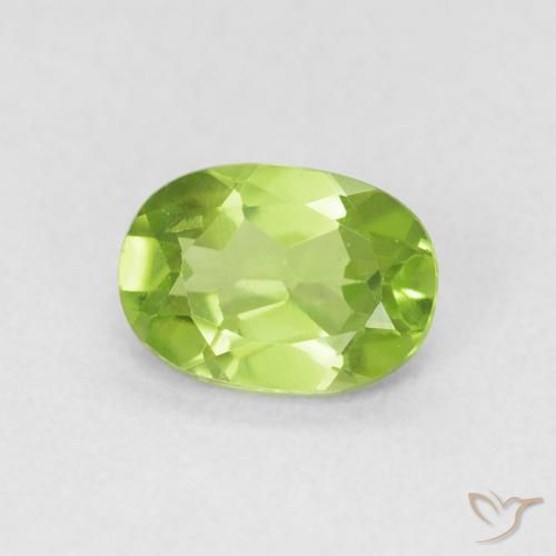 Peridoto Verde claro Natural 0.90ct, oval, VS