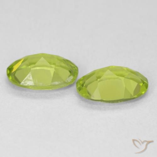 Pedras preciosas de Peridoto Verde claro natural de 1.58 ct, oval, VVS-VS