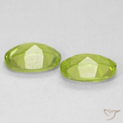 Pedras preciosas de Peridoto Verde claro natural de 1.76 ct, oval, VVS-VS