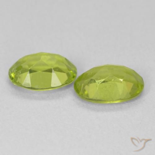 Pedras preciosas de Peridoto Verde claro natural de 1.64 ct, oval, VVS-VS