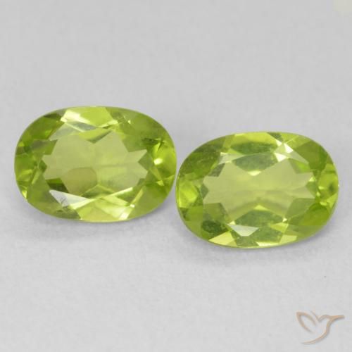 1.75ctw Natural Verde claro Peridoto, oval, VVS-VS