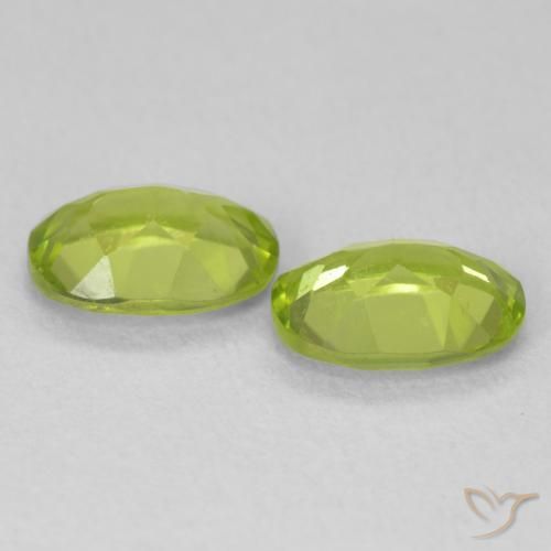 Pedras preciosas de Peridoto Verde claro natural de 1.75 ct, oval, VVS-VS