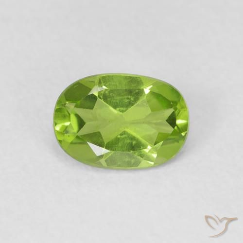 0.89ct Natural Medium Light-Green Peridoto, oval, VVS-VS