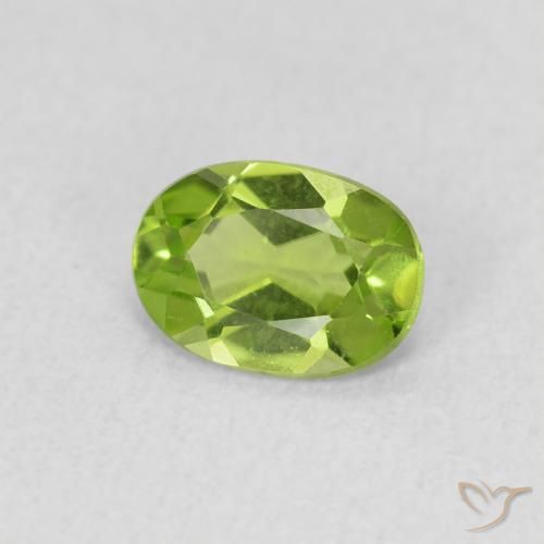 Peridoto verde vivo Natural 0.79ct, oval, VS