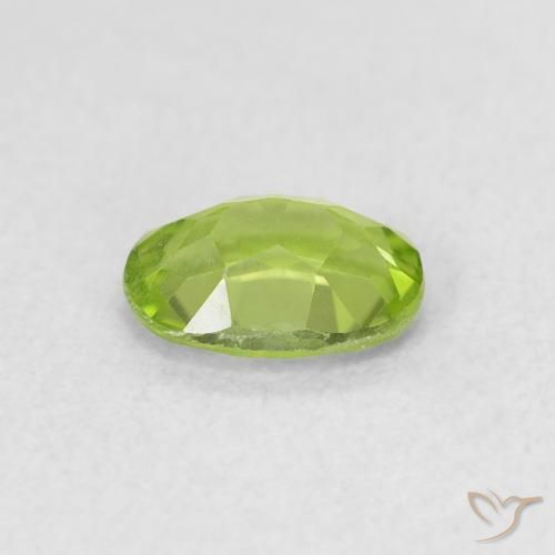 Peridoto Verde médio Natural 0.84ct, oval, VS