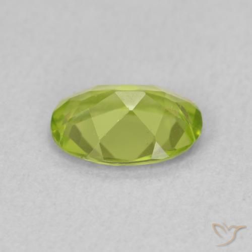 Peridoto Verde claro Natural 0.80ct, oval, VS