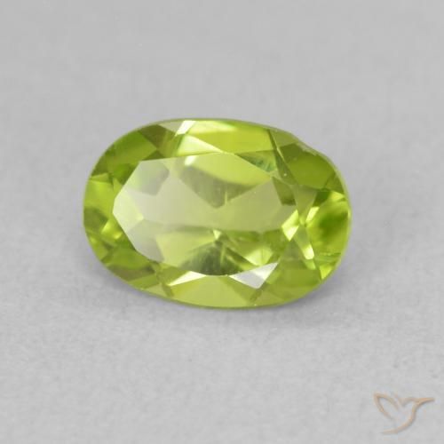 Peridoto Verde claro Natural 0.84ct, oval, VS