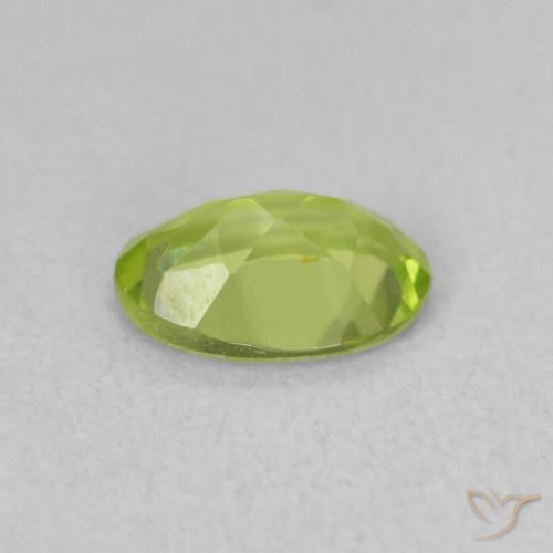 Peridoto Verde claro Natural 0.72ct, oval, VVS-VS
