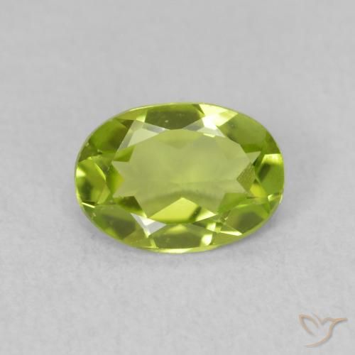 0.77ct Natural Verde claro Peridoto, oval, VVS-VS