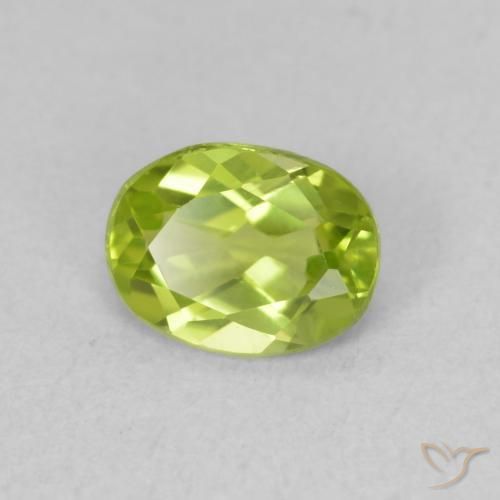 Peridoto Verde claro Natural 0.78ct, oval, VVS-VS