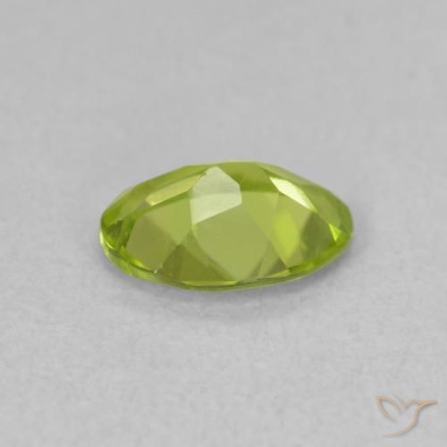 Peridoto Verde claro Natural 0.72ct, oval, VVS-VS