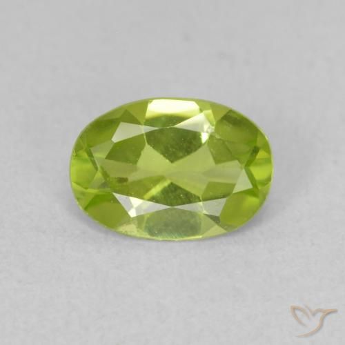 0.74ct Natural Verde claro Peridoto, oval, VVS-VS