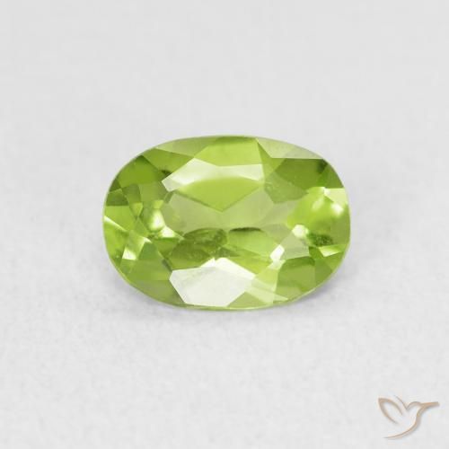 0.76ct Natural Verde médio Peridoto, oval, VVS-VS
