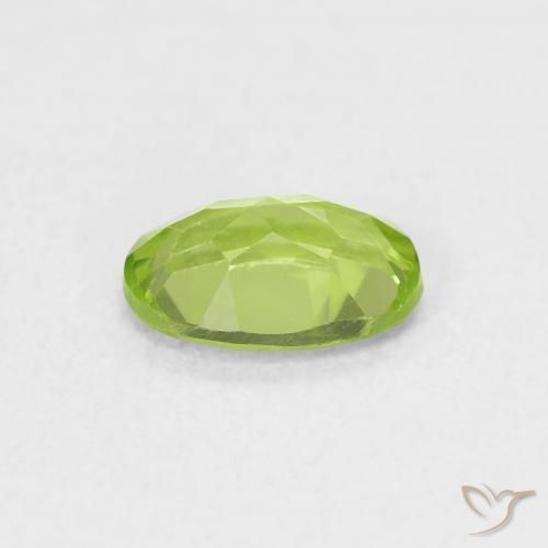 Peridoto Verde médio Natural 0.76ct, oval, VVS-VS