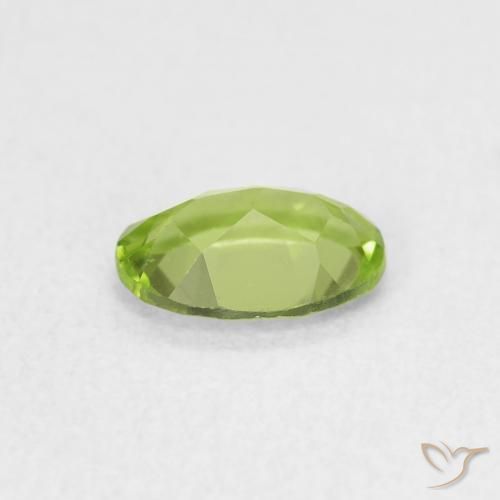 Peridoto Verde médio Natural 0.69ct, oval, VVS-VS