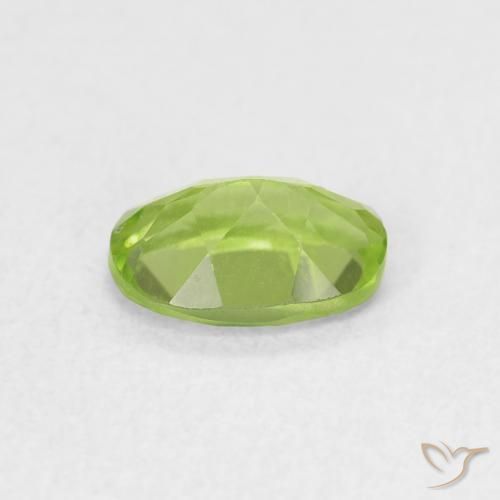 Peridoto Verde médio Natural 0.90ct, oval, VVS-VS