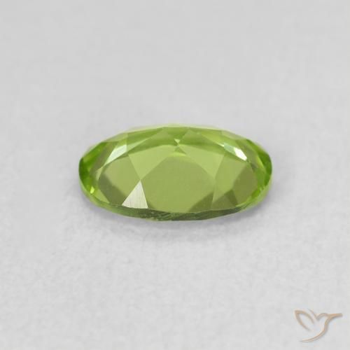 Peridoto Verde médio Natural 0.79ct, oval, VS
