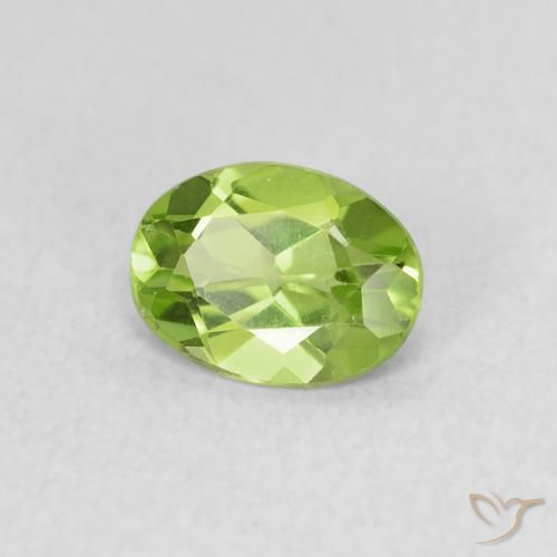 Peridoto Verde médio Natural 0.73ct, oval, VS