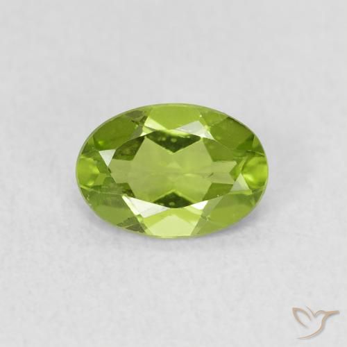 0.75ct Natural Verde médio Peridoto, oval, VS