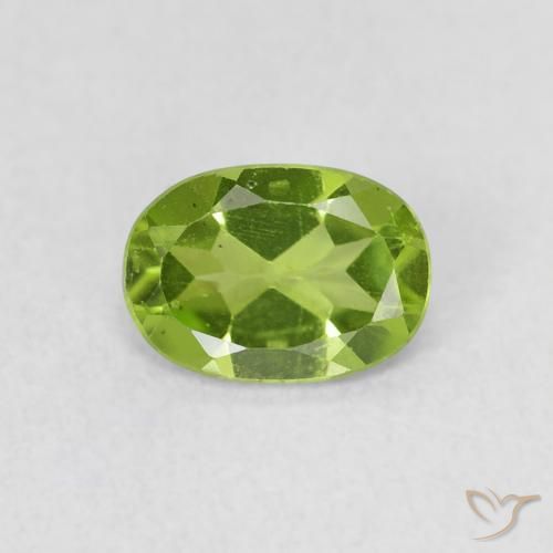 0.79ct Natural verde vivo Peridoto, oval, VS