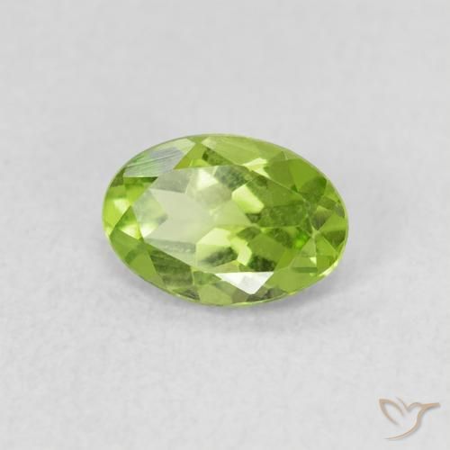 Peridoto verde vivo Natural 0.73ct, oval, VS