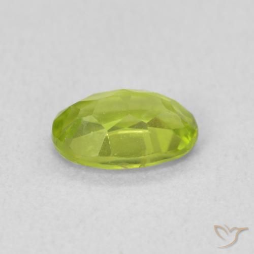 Peridoto Verde claro Natural 0.89ct, oval, VS