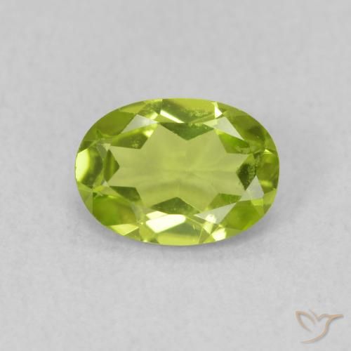 0.80ct Natural Verde médio Peridoto, oval, VS