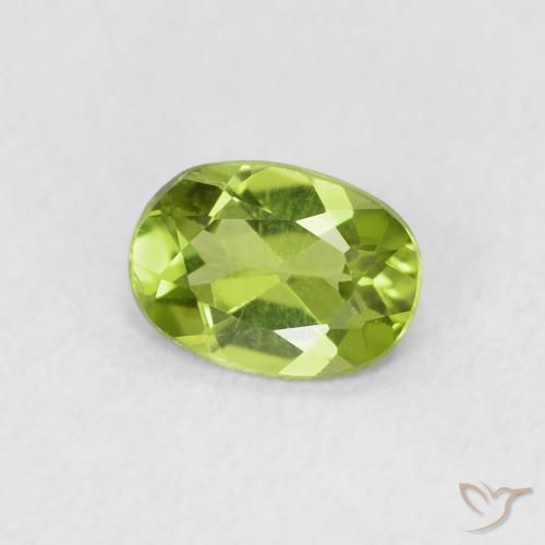 Peridoto Verde médio Natural 0.76ct, oval, VS