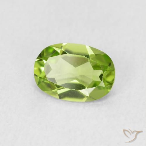 Peridoto Verde médio Natural 0.76ct, oval, VS