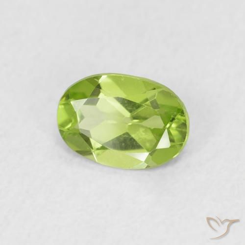 Peridoto Verde médio Natural 0.71ct, oval, VS