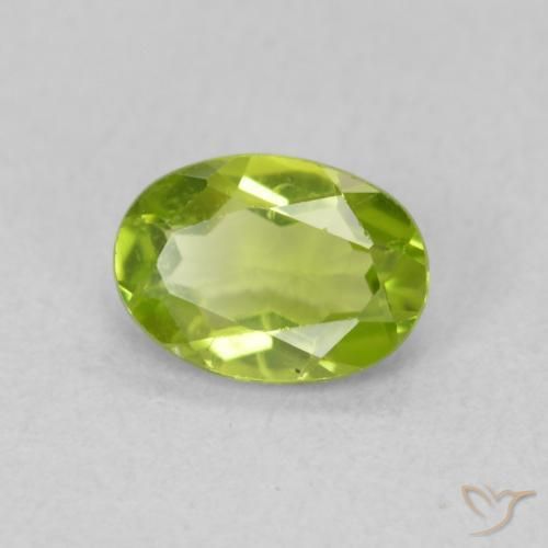 Peridoto verde vivo Natural 0.83ct, oval, VS