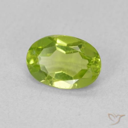 Peridoto Verde médio Natural 0.83ct, oval, VS