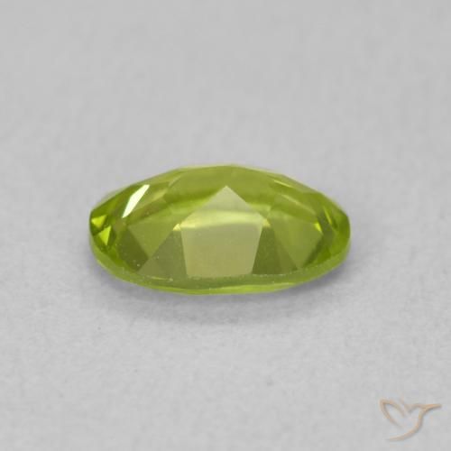 Peridoto Verde médio Natural 0.83ct, oval, VS