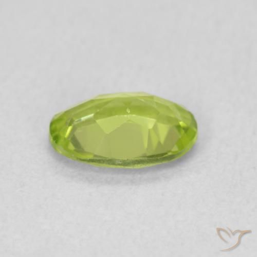 Peridoto Verde médio Natural 0.74ct, oval, VS