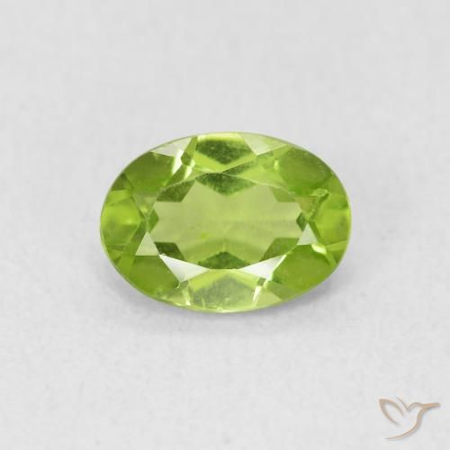 0.90ct Natural Verde médio Peridoto, oval, VS