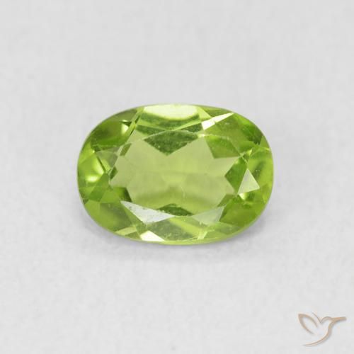 0.90ct Natural Verde Vivo Claro Peridoto, oval, VS
