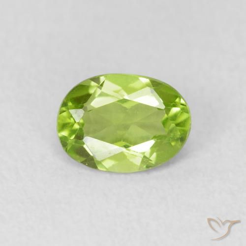0.92ct Natural Verde médio Peridoto, oval, VS