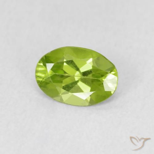 Peridoto Verde amarelado Natural 0.67ct, oval, VVS-VS