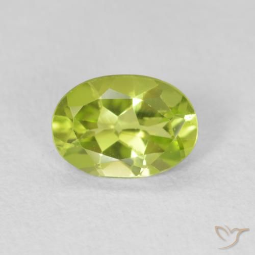0.71ct Natural Verde claro Peridoto, oval, VS