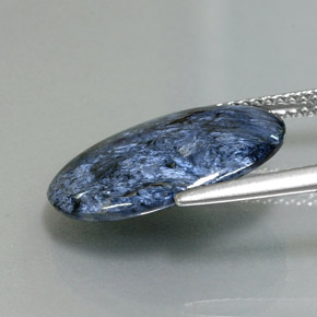 Pietersita multicolorido natural 5,59ct, corte oval, opaco