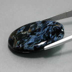 Pietersita multicolorido natural 26,70ct, corte oval, opaco